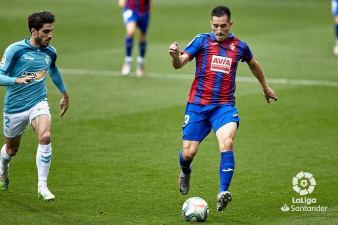 Nacho Vidal y Charles, en el Eibar-Osasuna (Foto: LaLiga Santander).