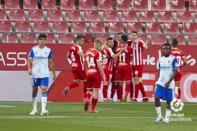 El Girona celebra su gol al Real Zaragoza (Foto: LaLiga).