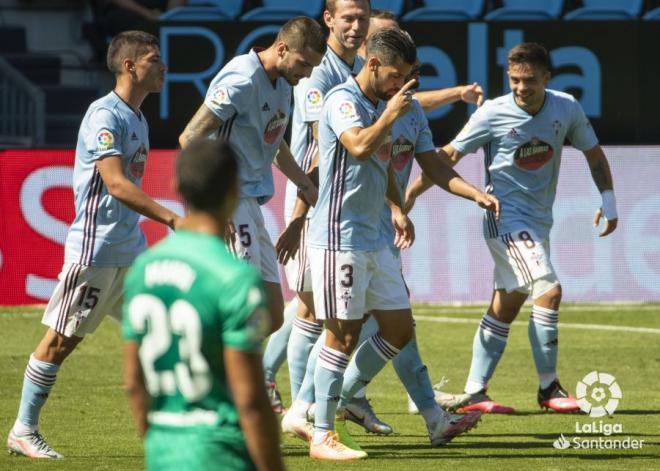 El Celta celebra el gol de Nolito ante el Betis (Foto: LaLiga).