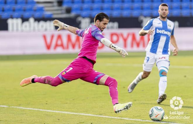 Parejo falla un penalti ante el CD Leganés (Foto: Valencia CF)