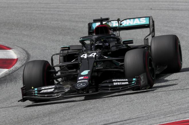 Lewis Hamilton, en una carrera.