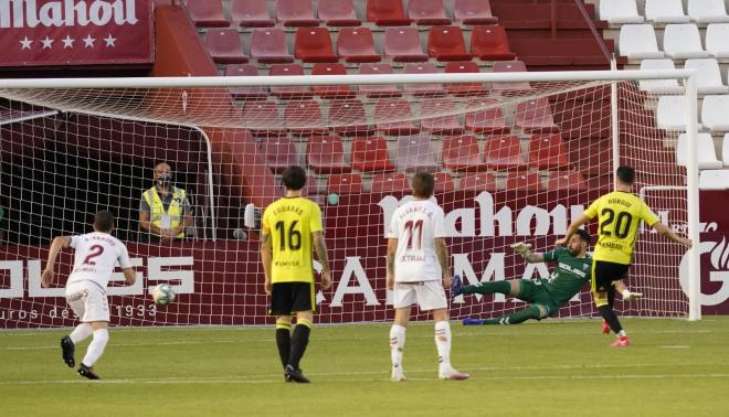 Gol de Burgui en el Albacete-Zaragoza (Foto: LaLiga).