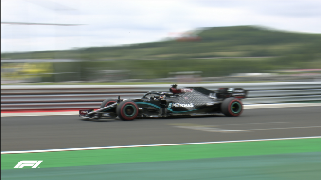 Lewis Hamilton, durante el primer entrenamiento libre del Gran Premio de Hungría (Foto: F1).