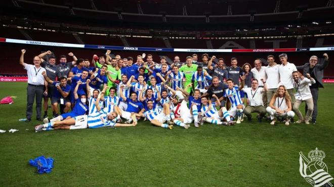 Los jugadores de la Real celebran el pase a Europa (Foto: Real Sociedad)