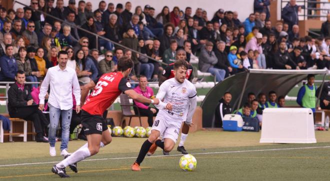 Pipo, en un partido con la Penya Deportiva (Foto: SCR Penya Deportiva).