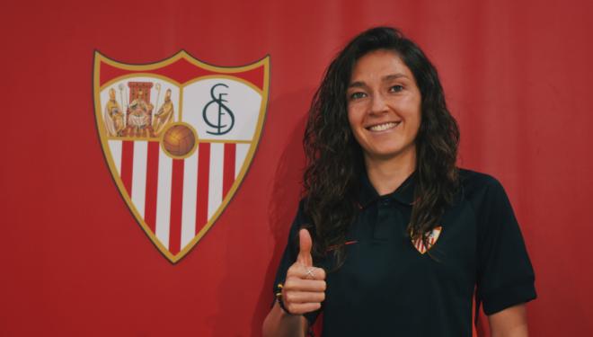 Natalia Gaitán, a su llegada al Sevilla (Foto: SFC).