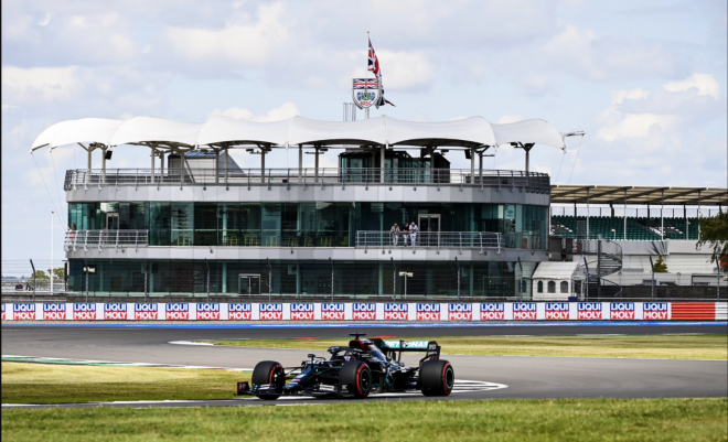 Lewis Hamilton, en la clasificación del GP de Gran Bretaña 2020 (Foto: @MercedesAMGF1).