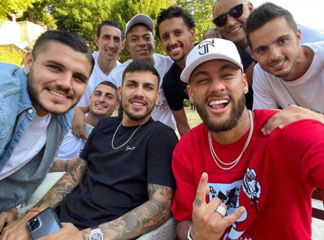 Neymar, Marquinhos, Mbappé. Paredes, Verratti, Keylor Navas, Di María e Icardi en la última cele