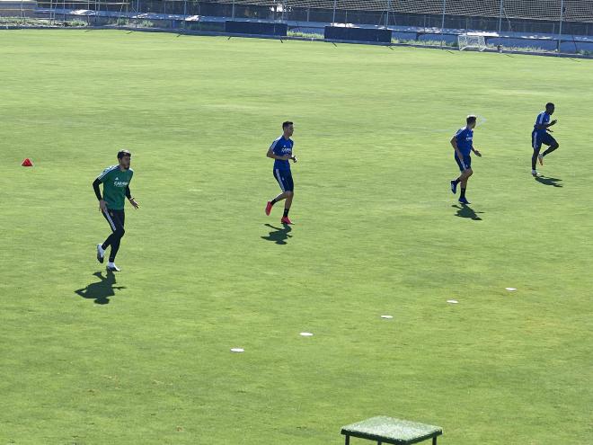 Imagen del entrenamiento del Real Zaragoza (Foto: Tino Gil/RZ).