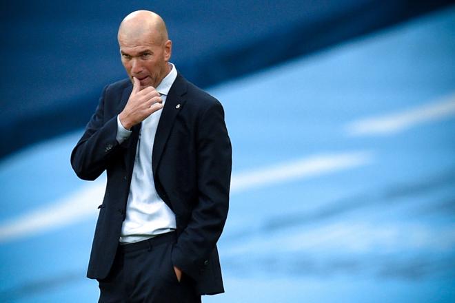 Zidane, durante el Manchester City-Real Madrid (Foto: EFE).