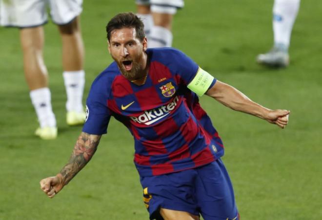 Leo Messi festeja el 2-0 del Barcelona ante el Nápoles (Foto: EFE).