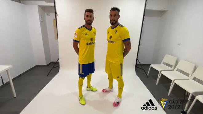 Las equipaciones del Cádiz para la temporada 20/21.