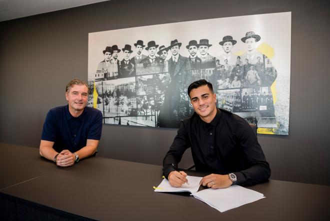 Reinier firma con el Borussia.