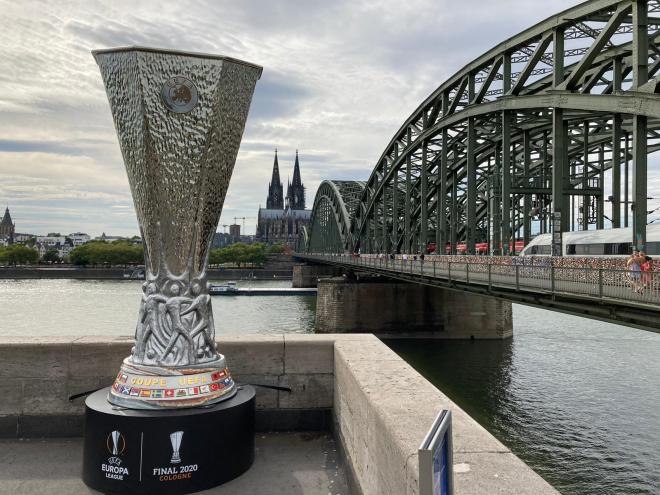 La Europa League, a orillas del Rin en Colonia.