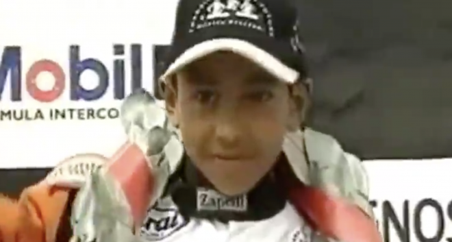 Lewis Hamilton, tras ganar una carrera de karting con 13 años.