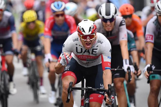 Alexander Kristoff (UAE-Team Emirates) celebra ganar la primera etapa del Tour de Francia 2020 (Fot