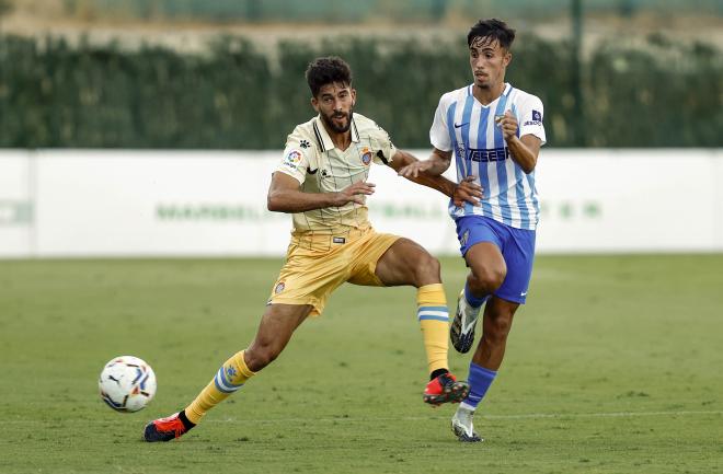 Larrubia, ante el Espanyol en pretemporada (Foto: Málaga CF).