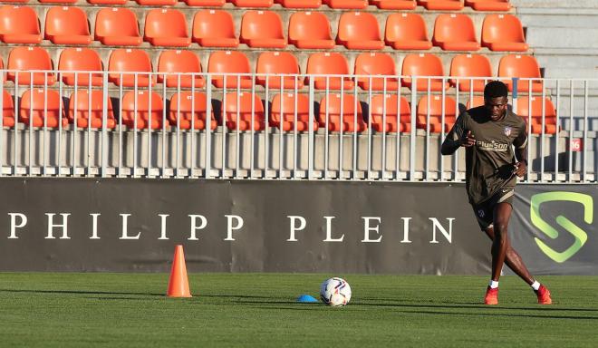 Thomas Partey, en un entrenamiento del Atlético (FOTO: @atleti).