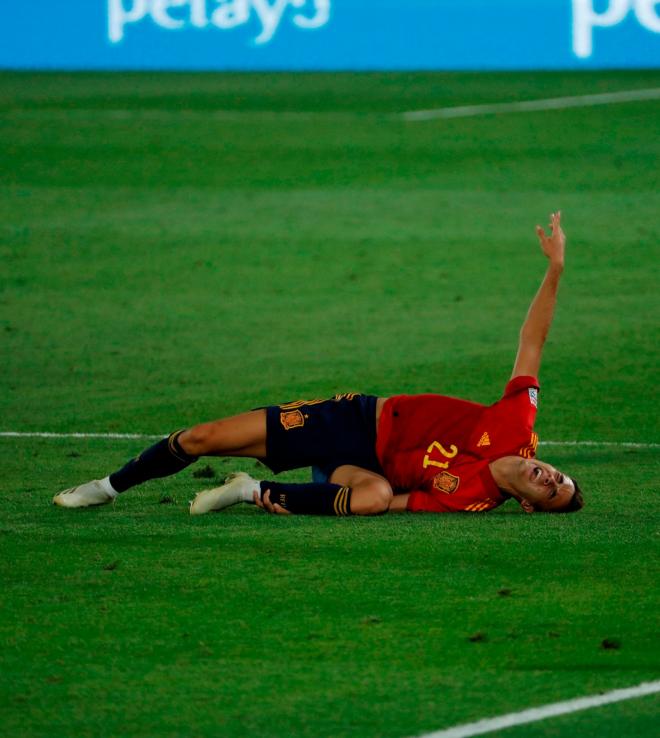 El futbolista del Real MadridSergio Reguilón, en el momento de su lesión.