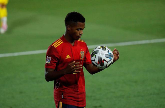 Ansu Fati no jugará la Eurocopa con la selección española.