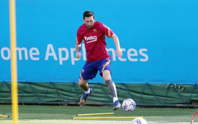 Messi, durante su primer entrenamiento tras anunciar que se queda en el Barcelona (Foto; FCB).