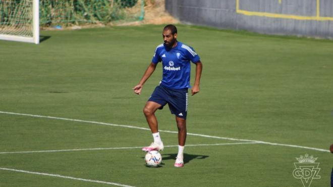 Fali, en un reciente entrenamiento (Foto: Cádiz CF).