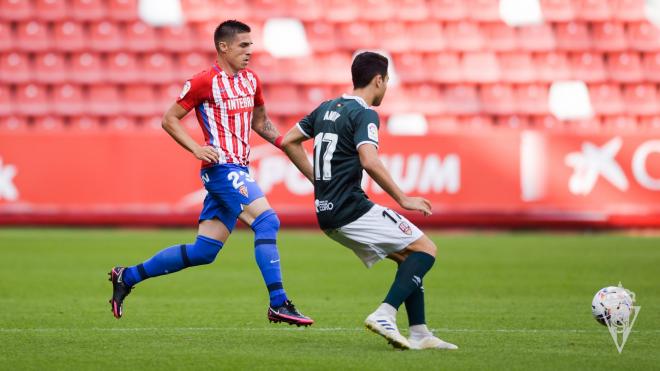 Djurdjevic, en el Sporting-Logroñés (Foto: RSG).