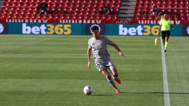 Jon Morcillo debutaba en Primera en Granada (Foto: LaLiga).