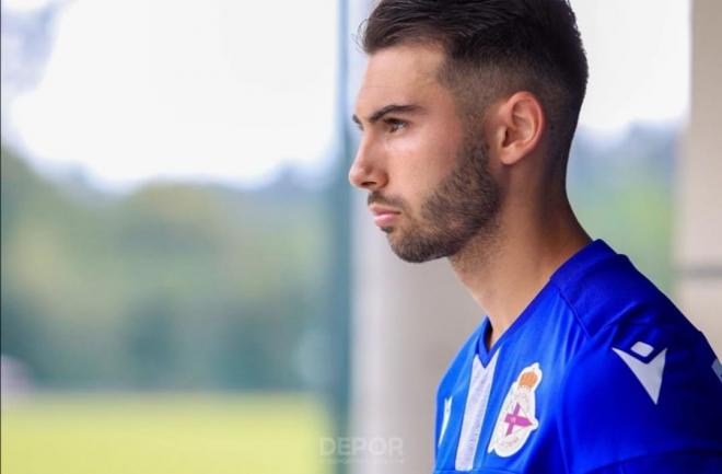 José Lara en su presentación con el Deportivo (Foto:RCD)