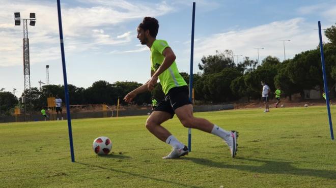 10 jugadores inscritos en el Málaga C entrenarán y jugarán con el Malagueño.