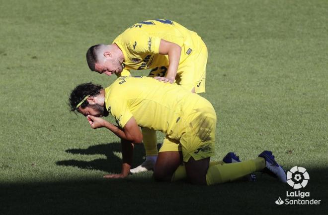 Raúl Albiol se duele de la nariz (Foto: LaLiga Santander).