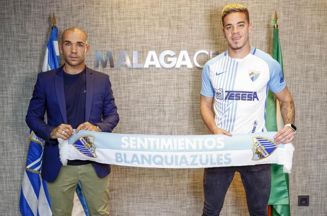 Josua Mejías, tras firmar con el Málaga (Fotos: Málaga CF).