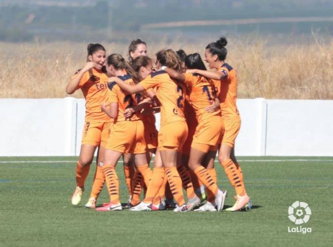 El Valencia CF Femenino sumó sus primeros tres puntos tras remontar ante el Huelva en el estreno d