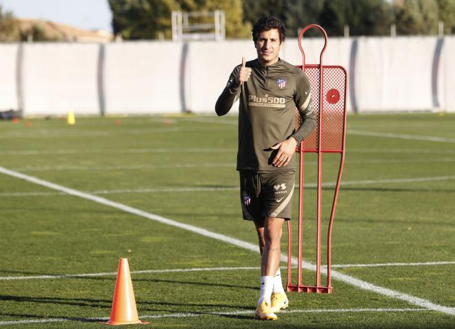 Giménez, en su vuelta a los entrenamientos del Atlético de Madrid (Foto: ATM).