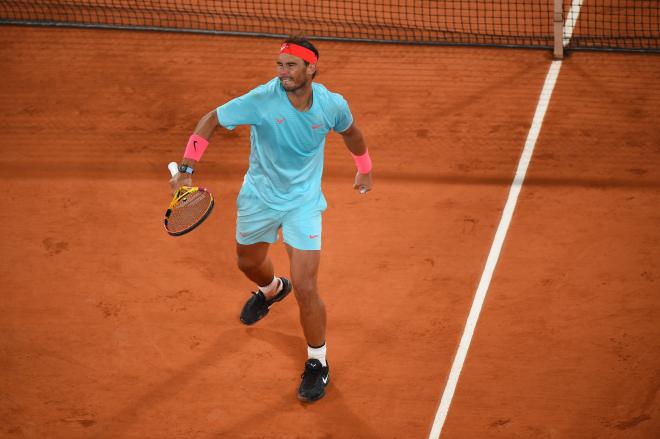 Rafa Nadal celebra su victoria en Roland Garros ante Sinner (Foto: RG).