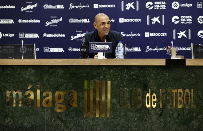 Manolo Gaspar, durante su rueda de prensa (Fotos: Málaga CF).