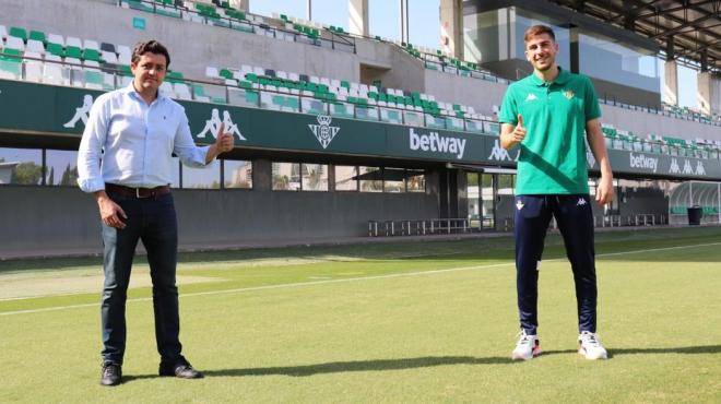 Fran Delgado y Miguel Calzado (Foto: Real Betis).