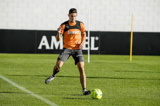 Gabriel apunta al once titular (Foto: Valencia CF)