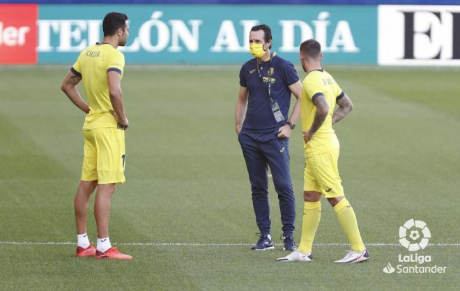 Unai Emery da indicaciones antes de un partido del Villarreal (Foto: LaLiga).