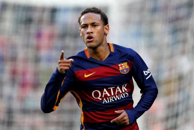 Neymar celebra un gol en su etapa con el Barcelona (Foto: EFE).
