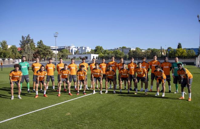Todo lo que debes saber del Valencia CF Mestalla de Óscar Fernández (Foto: Valencia CF)
