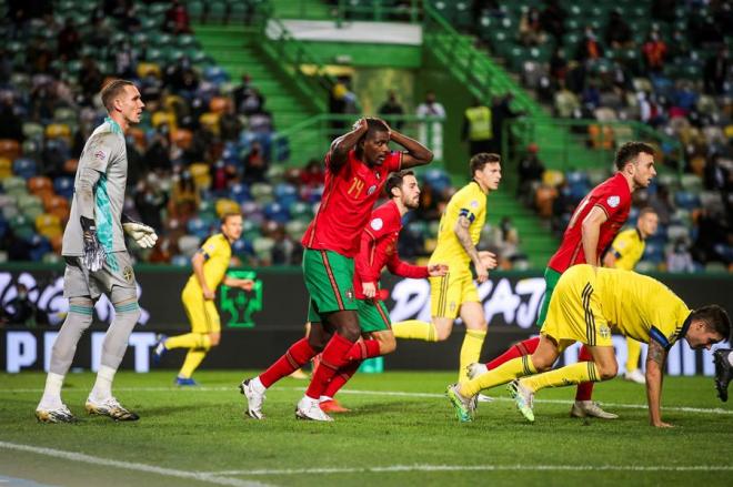William Carvalho en el partido de Portugal ante Suecia.