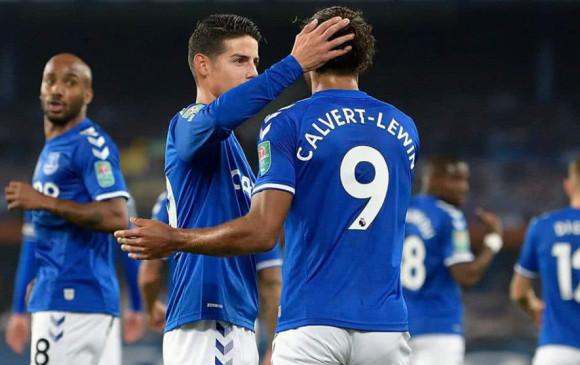 Calvert-Lewin junto a James Rodríguez (Foto: Everton).
