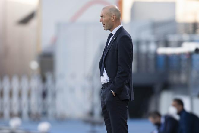 Zidane en un partido con el Madrid
