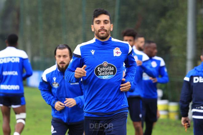 Eneko Bóveda durante una sesión de entrenamiento con el Dépor (Foto:RCD)