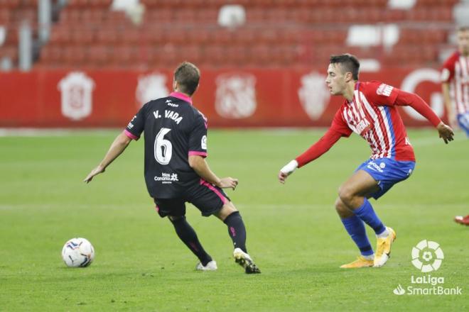 Un lance del Sporting-Tenerife (Foto: LaLiga)