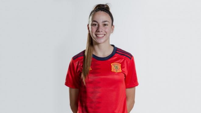La deportivista Athenea con la camiseta de la selección española (Foto:RCD)