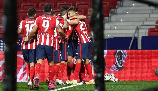 Los jugadores del Atlético de Madrid celebran uno de los goles logrados ante el Real Betis (Foto: