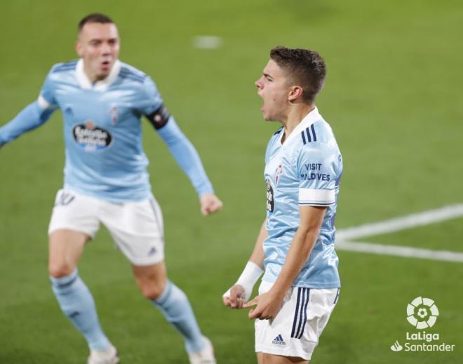 Carreira celebra su gol al Levante (Foto: LaLiga).