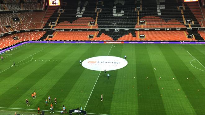 Todo listo en Mestalla para el Valencia-Getafe.